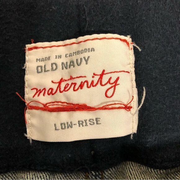 Old Navy Low Rise Maternity Jeans Size L - Picture 4 of 7